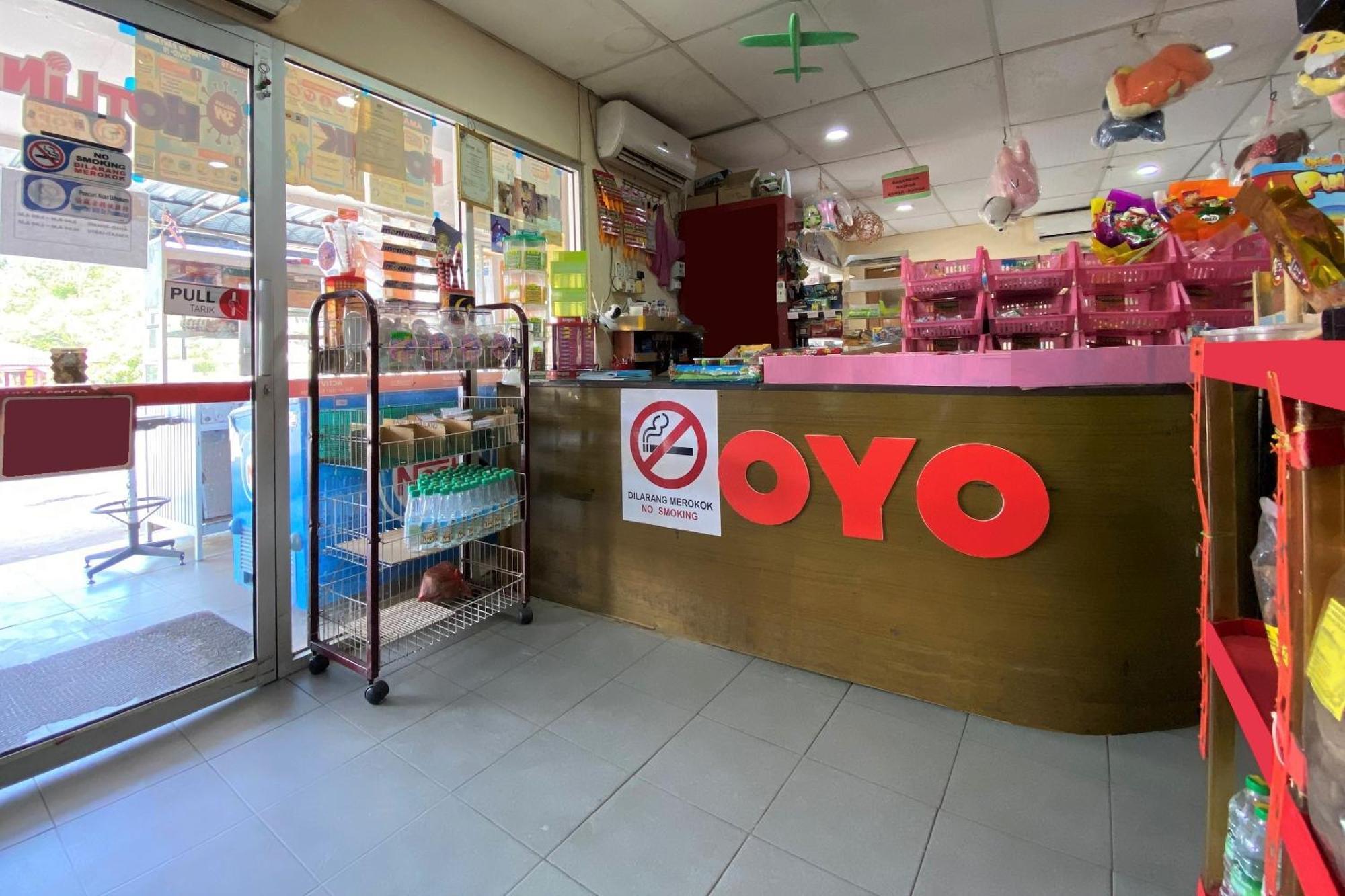 Oyo 90205 Bayu Sintok Motel Changlun Exteriér fotografie