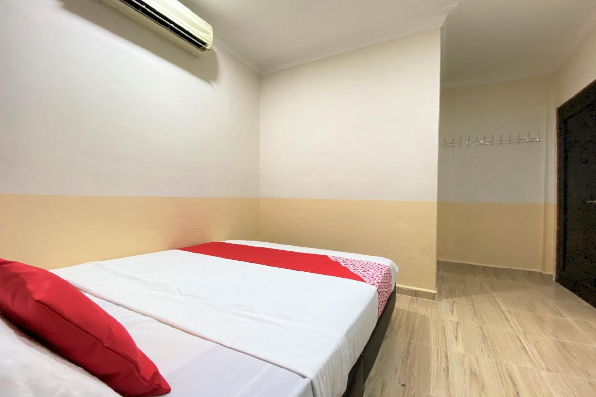 Oyo 90205 Bayu Sintok Motel Changlun Exteriér fotografie
